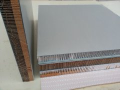 台湾氟碳蜂窝铝板
